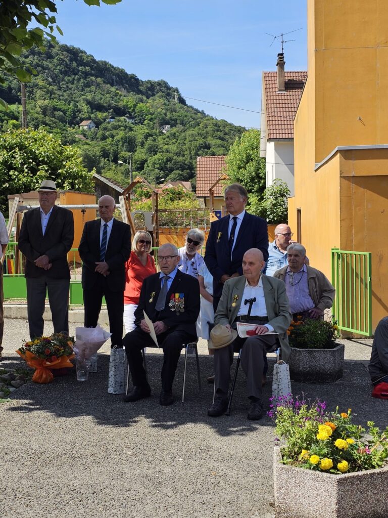 Photos de la cérémonie du 14 juillet 2024 à Beure (25720)